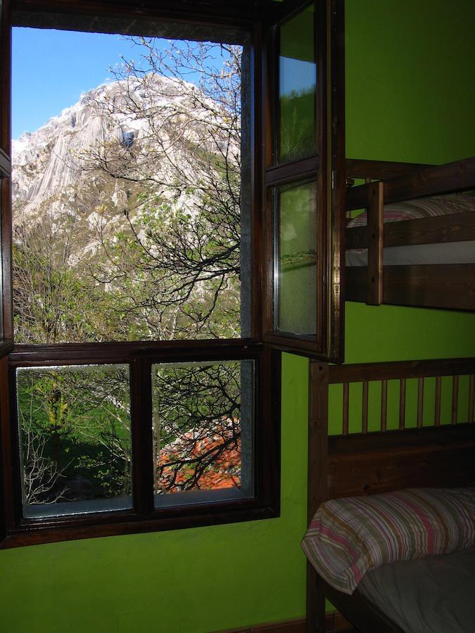 Albergue Pena Castil Sotres Quarto foto